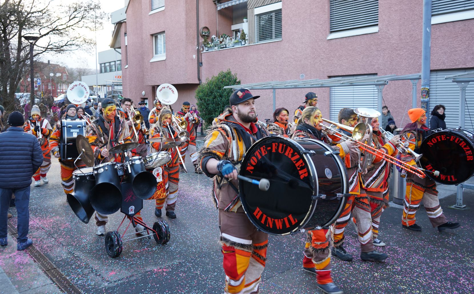 Kinderfasnacht Familienfasnacht Fasnachtsumzug Guggemusig 2023 Dübendorf